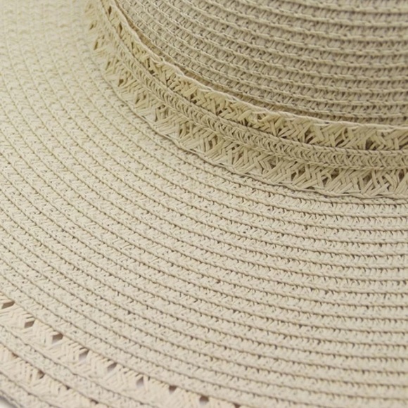 Wide brim floppy hat - Picture 3 of 3